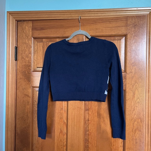 Cropped button-up sweater - Picture 2 of 3